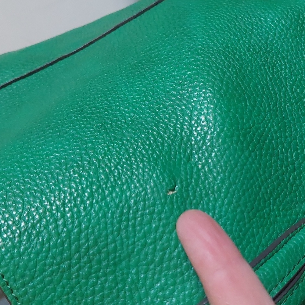 Steve Madden Tote Bag - Picture 6 of 16